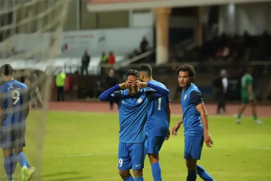 رئيس سموحة ينفي شائعات المكافآت الخاصة قبل مباراة الزمالك