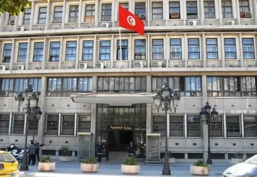 أكثر من 33 ألف أجنبي يقيمون قانونيًا في تونس.. ومتقاعدون أوروبيون في الصدارة