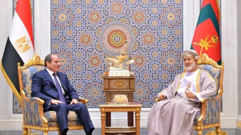 الرئيس السيسي يختتم زيارة أخوية إلى سلطنة عُمان ويؤكد دعم مصر لاستقرار الدول العربية