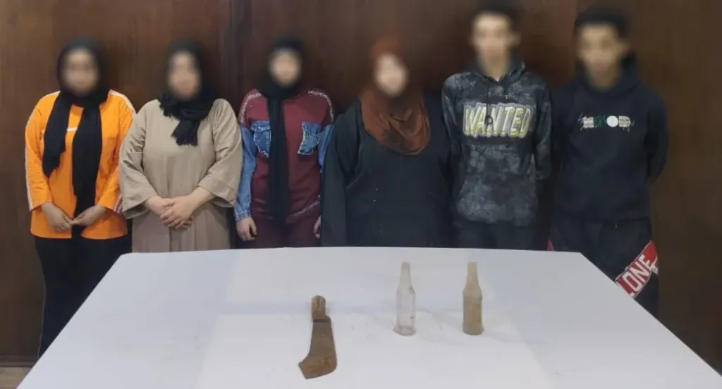 المتهمين 