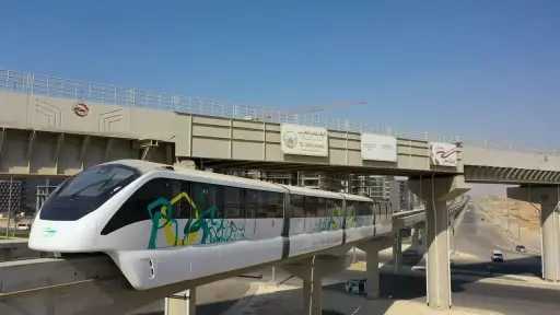 النقل تعلن أسعار تذاكر واشتراكات مونوريل شرق النيل