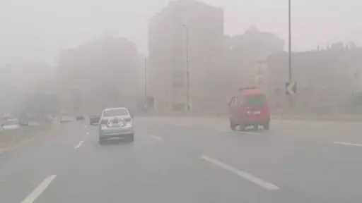 الأرصاد تحذر من شبورة كثيفة صباح السبت.. وانخفاض الرؤية بهذه المناطق