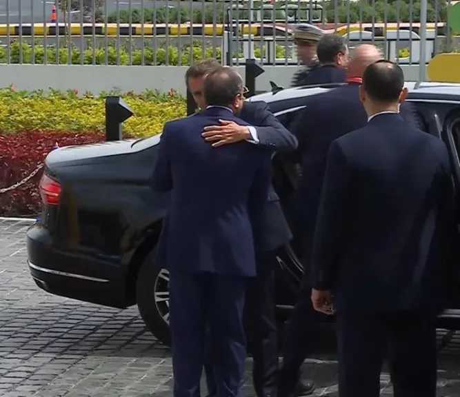 إعلام فرنسي: مصر أولى محطات جولة ماكرون الإفريقية
