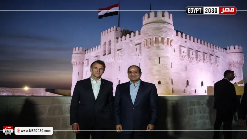 السيسي وماكرون في جولة بالإسكندرية عقب افتتاح جامعة سنجور