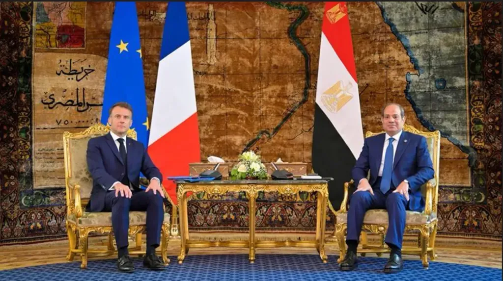 الرئيس السيسي وماكرون