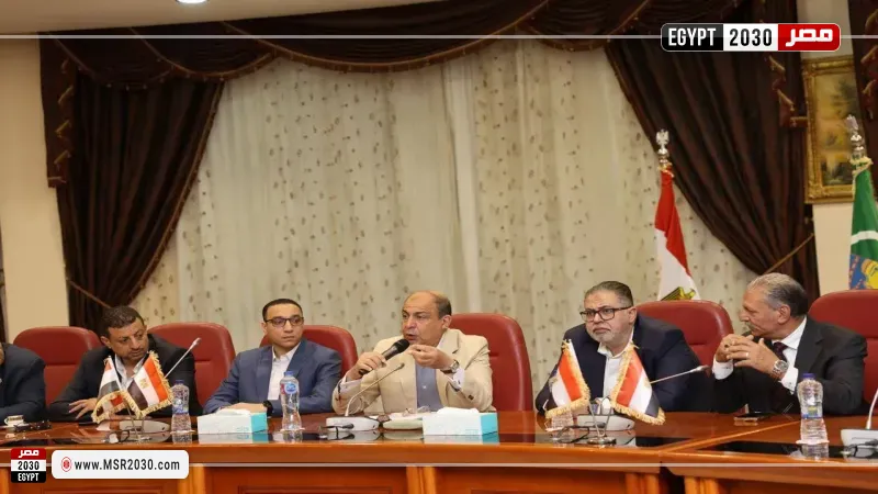 جانب من لقاء محافظ المنيا وأعضاء مجلسي