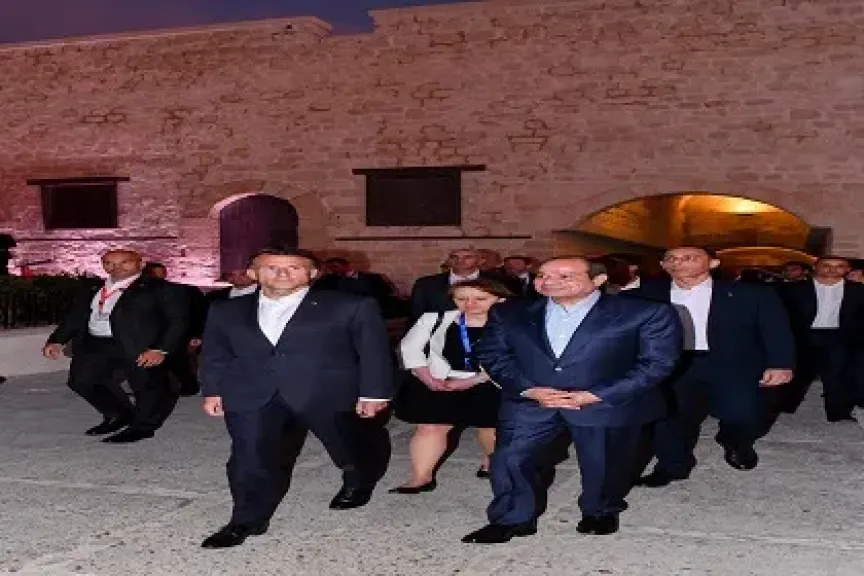 السيسي ونظيره الفرنسي