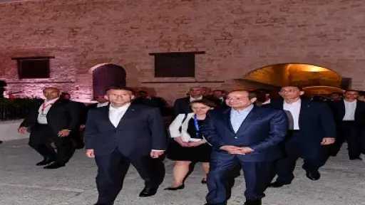 الرئيس السيسي يرحب بزيارة نظيره الفرنسي لعروس البحر المتوسط