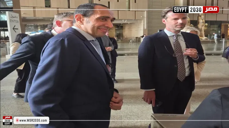 وزير التجارة الهولندي برفقة رئيس سيجنيفاي أفريقيا