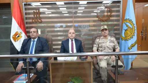 محافظ الغربية يشهد محاكاة لإدارة الأزمات بمركز سيطرة الشبكة الوطنية