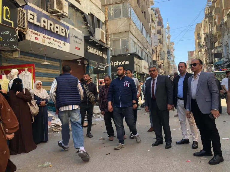 محافظ الدقهلية يشهد حملة لرفع الإشغالات