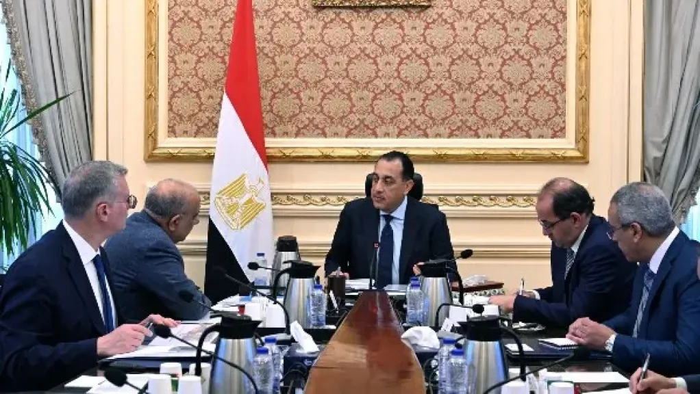 مدبولي يبحث تأمين احتياجات الطاقة وتوفير الاعتمادات المالية لدعم الكهرباء والبترول