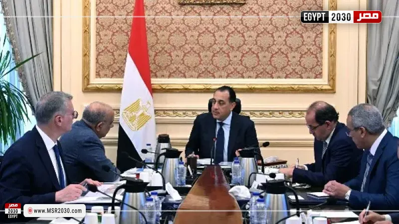 مدبولي يبحث تأمين احتياجات الطاقة وتوفير الاعتمادات المالية لدعم الكهرباء والبترول