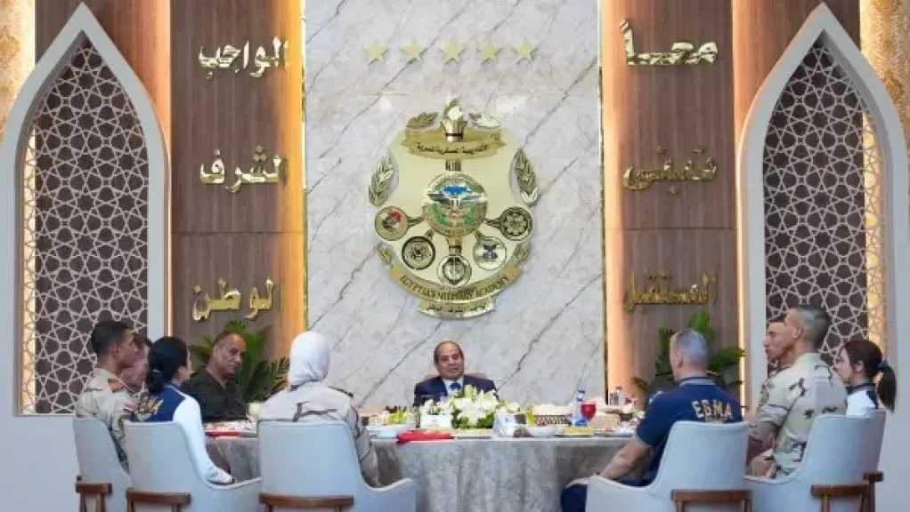 الرئيس السيسي يجري جولة تفقدية في مقر القيادة الاستراتيجية بالعاصمة الجديدة
