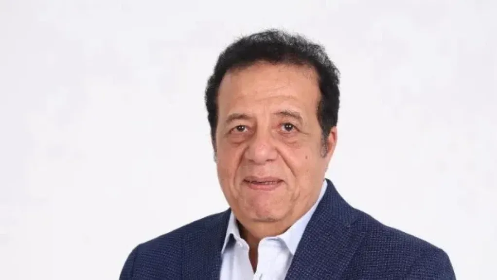 عاطف عبد اللطيف: زيارة ماكرون لمصر رسالة ثقة عالمية تؤكد مكانة مصر السياسية والسياحية