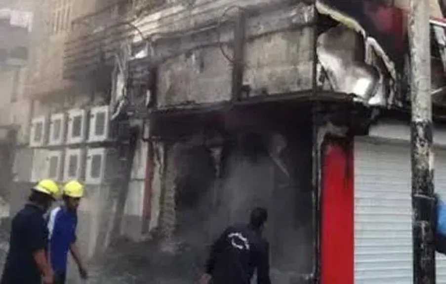 السيطرة على حريق داخل مطعم أسماك شهير بدمنهور دون إصابات