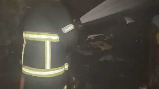 السيطرة على حريق مخلفات داخل مستشفى صيدناوي بالأزبكية دون إصابات