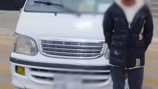 ضبط سائق ميكروباص يسير عكس الاتجاه بالجيزة ويعرض حياة المواطنين للخطر