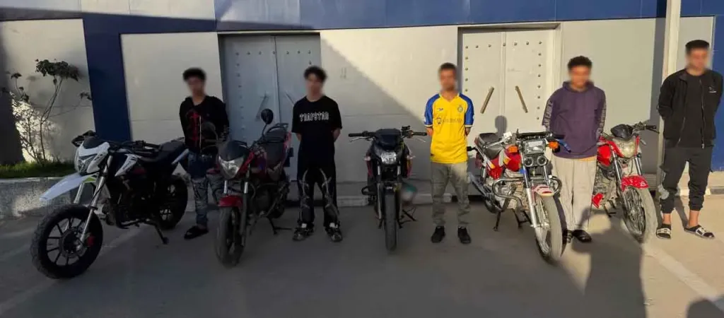 المتهمين 
