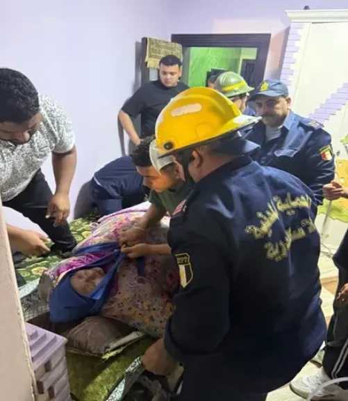 استجابة فورية من الداخلية  لإنقاذ سيدة غير قادرة على الحركة ونقلها للمستشفى