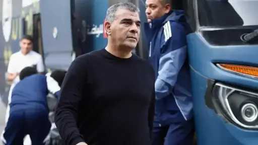 إنبي يعلن رحيل حمزة الجمل عن تدريب الفريق