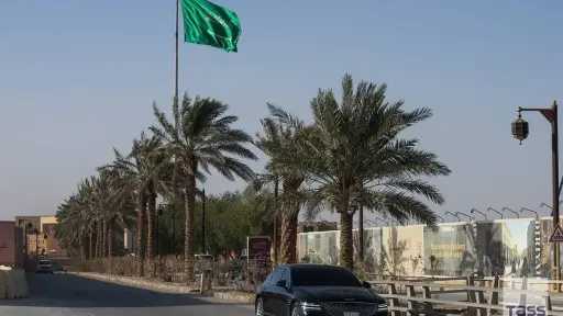 فايننشال تايمز: السعودية تطرح فكرة إبرام ميثاق عدم... فايننشال تايمز: السعودية تطرح فكرة إبرام ميثاق عدم اعتداء يجمع دول الشرق الأوسط وإيران