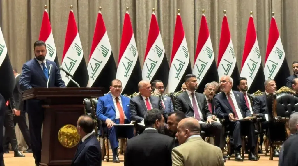 البرلمان العراقي يمنح الثقة لحكومة الزيدي