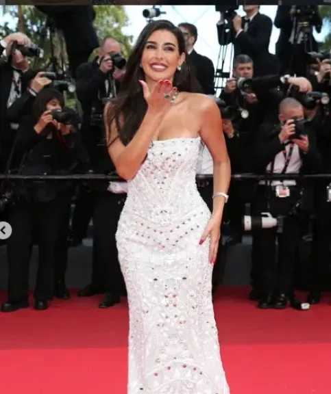 ناقد موضة يعلق على إطلالة ياسمين صبري في مهرجان كان السينمائي