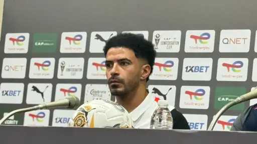 عمر جابر: «جمهور الزمالك كلمة السر أمام اتحاد... عمر جابر: «جمهور الزمالك كلمة السر أمام اتحاد العاصمة.. والتتويج بالكونفدرالية سينهي أزمات كثيرة»