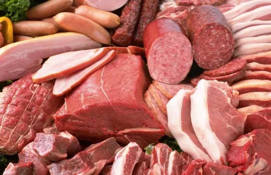 «شعبة القصابين»: 70% من الأعلاف يتم استيرادها من الخارج مما يؤثر على أسعار اللحوم