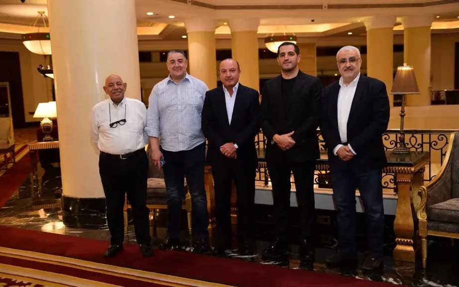 عاجل| وفد الزمالك يزور بعثة اتحاد العاصمة بمقر إقامتها قبل إياب نهائي الكونفدرالية