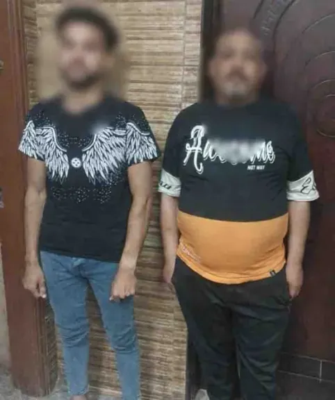المتهمين 