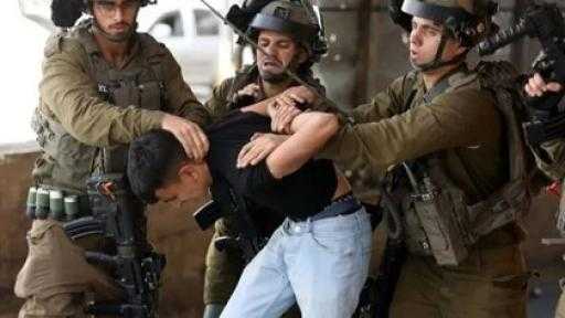 الاحتلال يعتقل عددا من الفلسطينيين بالقدس المحتلة