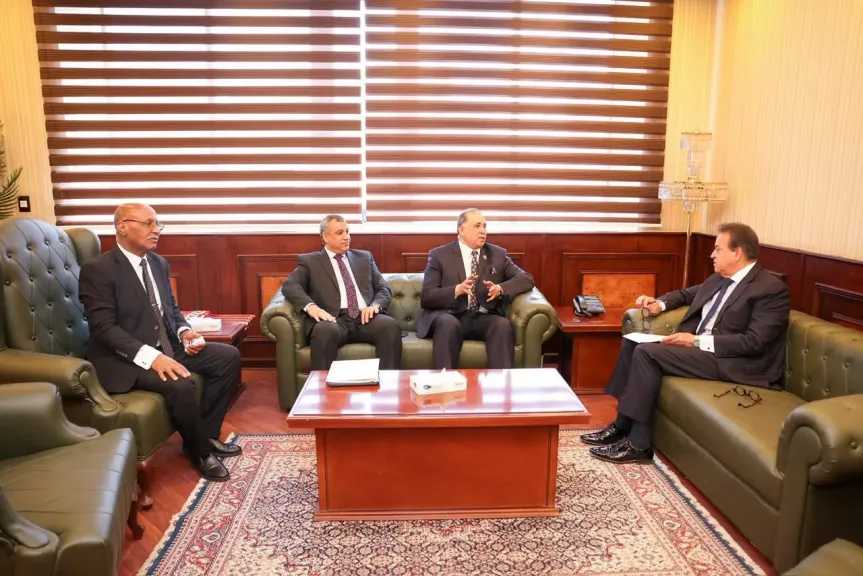 وزير الصحة يستقبل نقيب المحامين لبحث تعزيز الرعاية الصحية لـ 600 ألف محامٍ وأسرهم