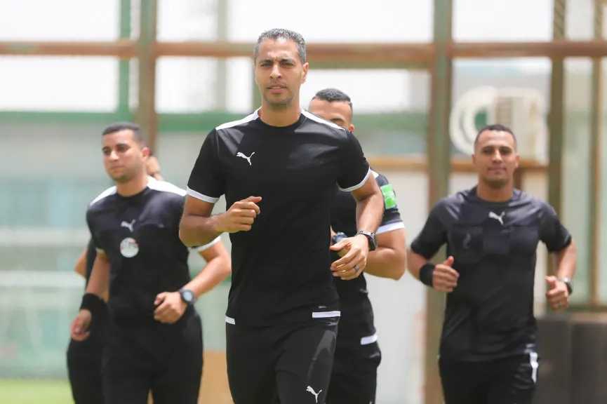 في وجود أوسكار رويز.. تدريب عملي ونظري لحكام دوري نايل (صور)