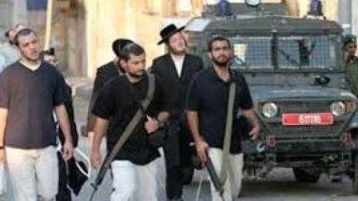 مستوطنون يقتحمون سنجل ويؤدون طقوسًا تلمودية شمال رام الله