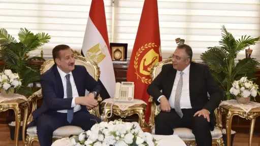 محافظ بورسعيد يستقبل وفد هيئة النيابة الإدارية ببورسعيد