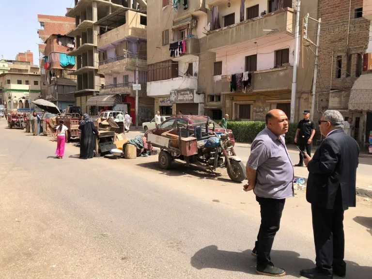 محافظ الدقهلية يقود حملة لإزالة الإشغالات بشوارع الدراسات وعبده معروف في المنصورة