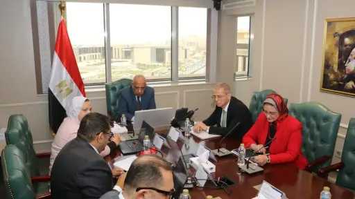وزير الكهرباء يبحث مع وفد البنك الدولي خطة... وزير الكهرباء يبحث مع وفد البنك الدولي خطة تطوير الشبكة الموحدة وتحقيق الاستدامة المالية