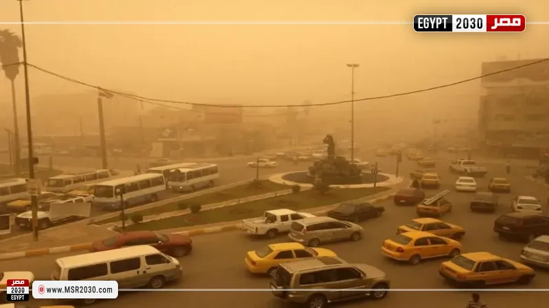العراق يواجه عاصفة رملية وترابية عارمة