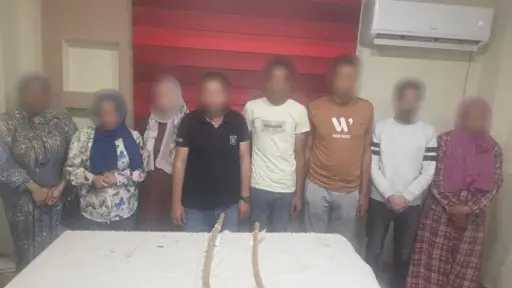 الداخلية تكشف حقيقة فيديو التعدي على زوجين لإجبارهما... الداخلية تكشف حقيقة فيديو التعدي على زوجين لإجبارهما على بيع شقتهما بالفيوم