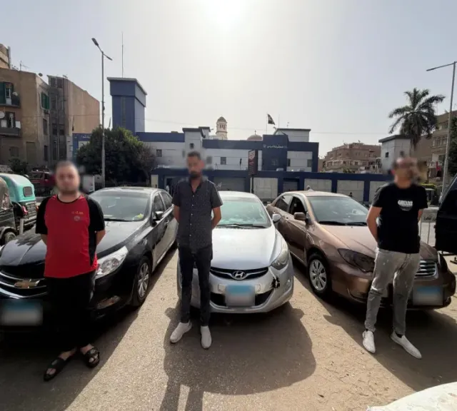 المتهمين 