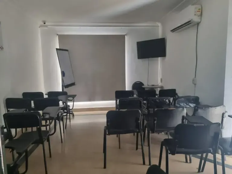 كيان تعليمى بدون ترخيص 