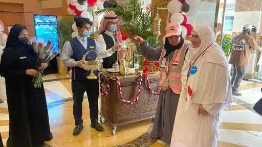 الحزن على الفقد وفرحة الحج والامتنان للوطن.. مشاعر... الحزن على الفقد وفرحة الحج والامتنان للوطن.. مشاعر مختلطة لأسر شهداء الشرطة في الأراضي المقدسة