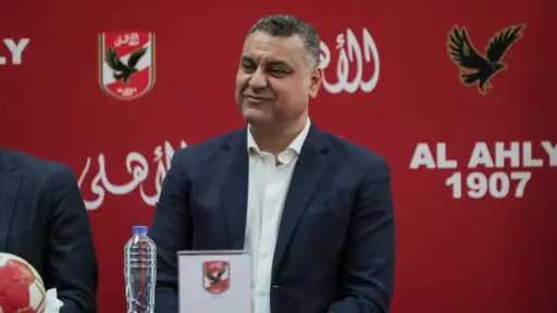 خالد العوضي يكشف كواليس ألعاب الأهلي: «أزمة الطائرة... خالد العوضي يكشف كواليس ألعاب الأهلي: «أزمة الطائرة سيدات والتعاقدات وسياسة تصعيد الشباب»