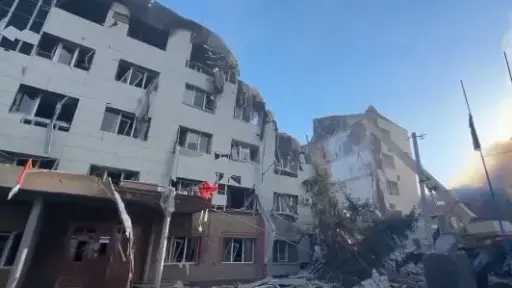 روسيا: ارتفاع حصيلة قتلى غارة أوكرانية على سكن طلاب في منطقة لوهانسك إلى 12 شخصا