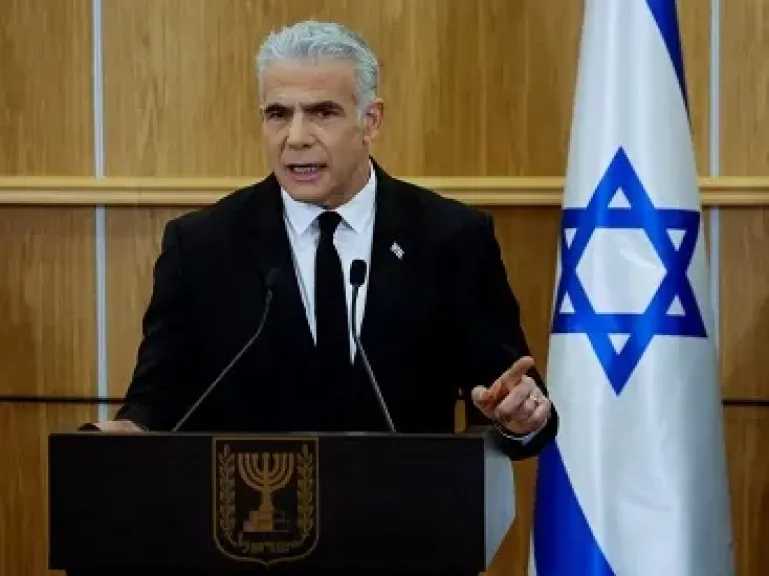 يائير لابيد: الاتفاق مع إيران كارثة.. وحكومة نتنياهو فشلت في حروبها بالمنطقة