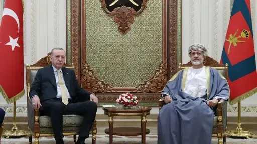 أردوغان لسلطان عمان: اندلاع حرب جديدة بالمنطقة لن... أردوغان لسلطان عمان: اندلاع حرب جديدة بالمنطقة لن يصب في مصلحة أحد