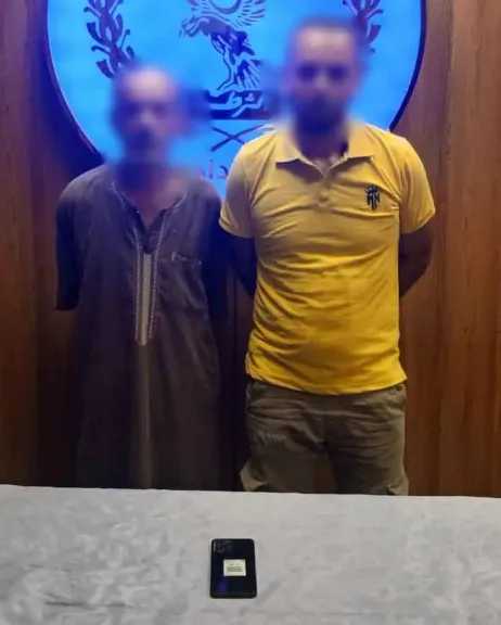 ضبط عاطل سرق هاتف عاملة من داخل مستوصف بالقاهرة واسترداد المسروقات
