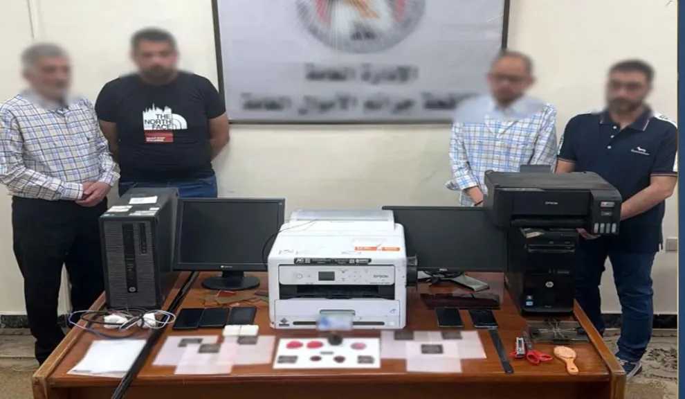 حبس 4 متهمين بتكوين تشكيل عصابي لتزوير المحررات الرسمية وتقليد الأختام الحكومية بالإسكندرية